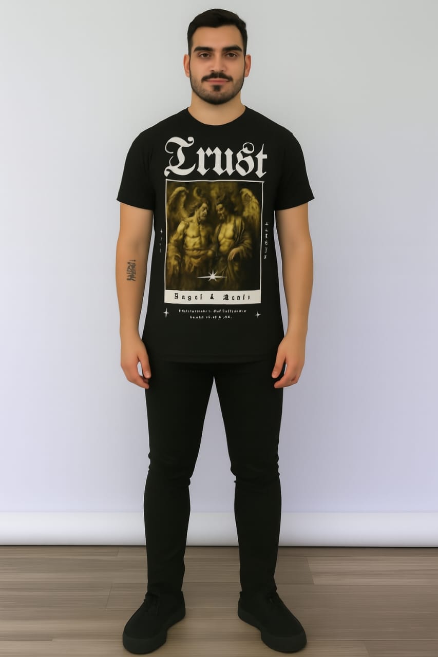 Printed t-shirt half sleeve regular fit black